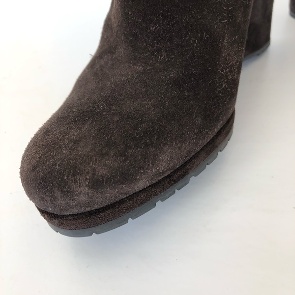 ♦️SOLD♦️PRADA Brown Suede Short Ankle Wedge Boots Sz 39 / 8.5 - Picture 15 of 16